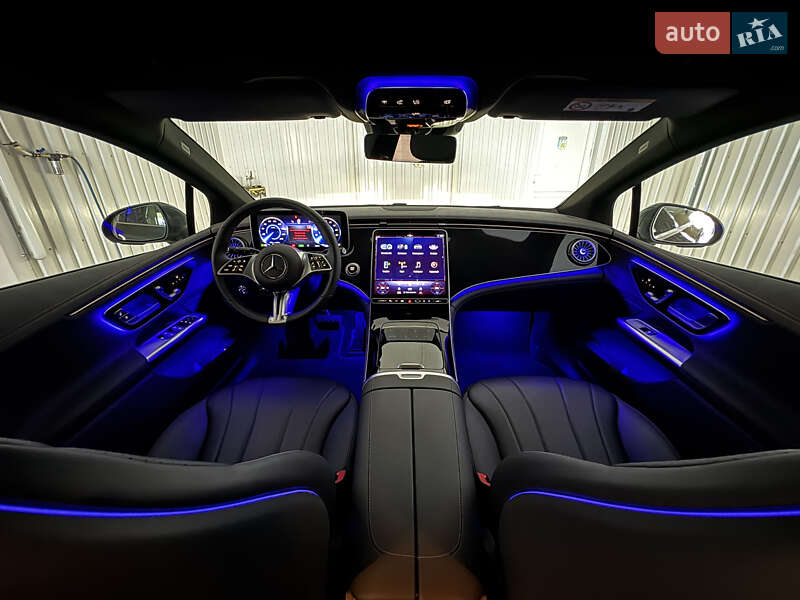 Mercedes-Benz EQE 2024