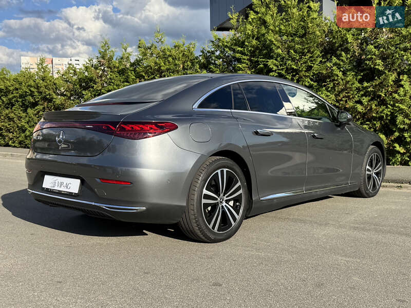 Mercedes-Benz EQE 2024