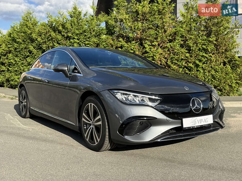 Mercedes-Benz EQE 2024