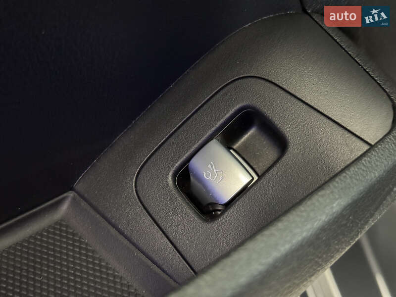 Mercedes-Benz EQE 2024