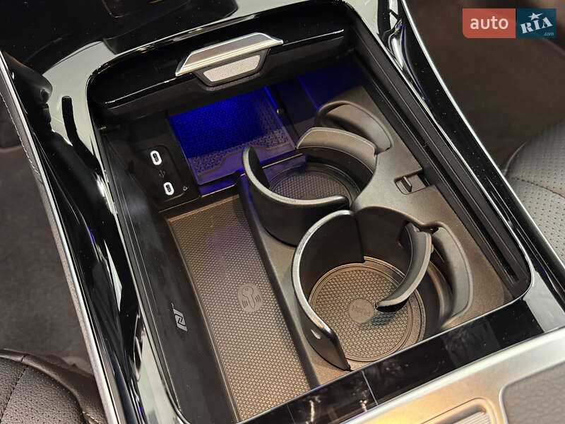 Mercedes-Benz EQE 2024