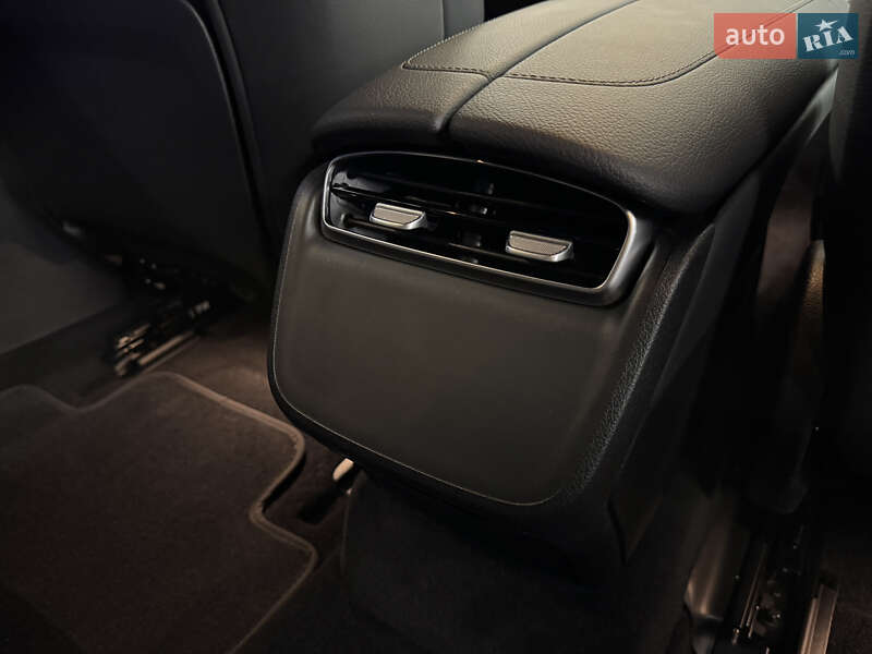 Mercedes-Benz EQE 2024