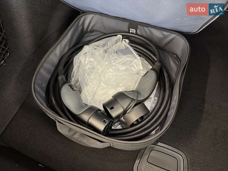 Mercedes-Benz EQE 2024