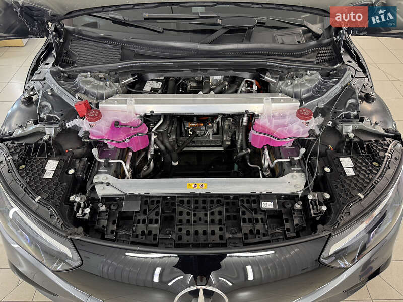 Mercedes-Benz EQE 2024