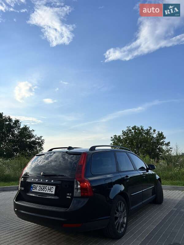 Volvo V50 2009