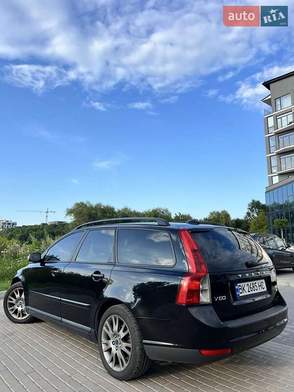 Volvo V50 2009