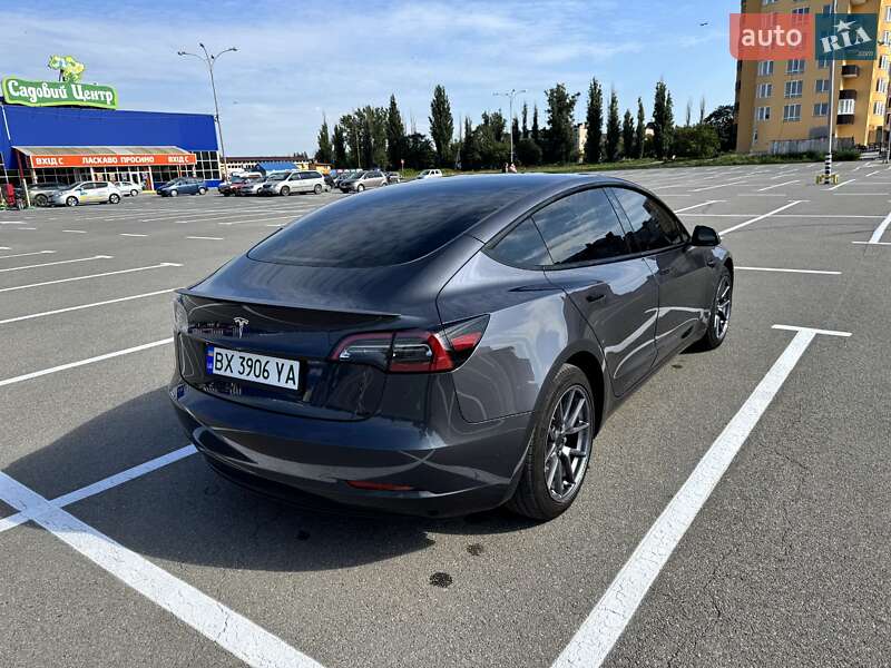 Tesla-5