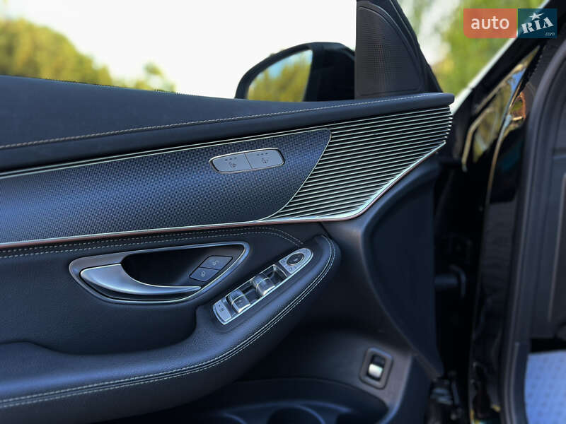 Mercedes-Benz EQC 2020