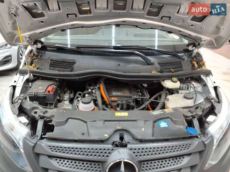 Mercedes-Benz eVito 2020