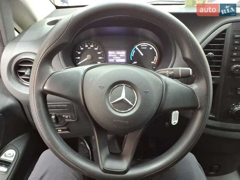 Mercedes-Benz eVito 2020