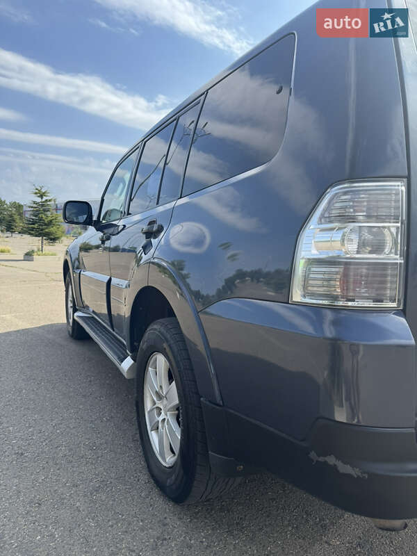 Mitsubishi Pajero 2007