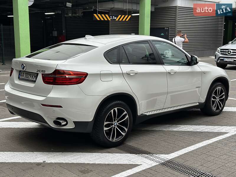 BMW X6 2013