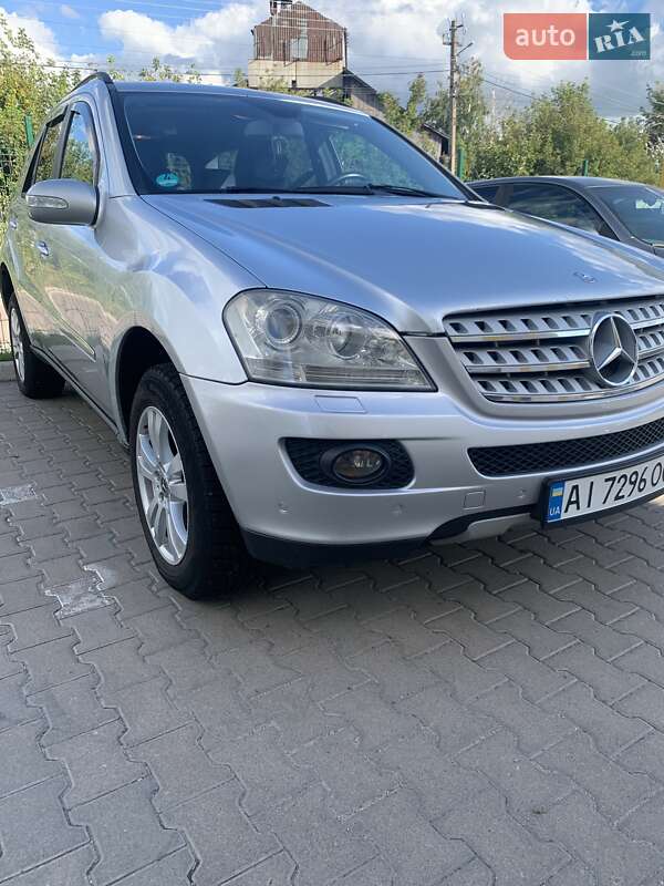 Mercedes-Benz M-Class 2007