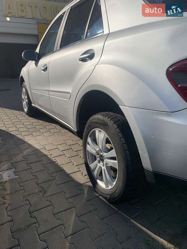 Mercedes-Benz M-Class 2007