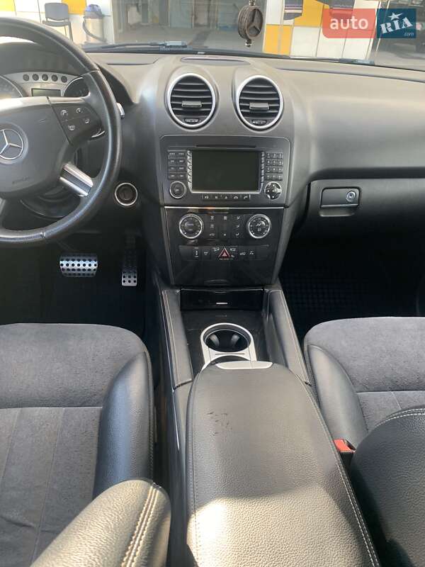 Mercedes-Benz M-Class 2007