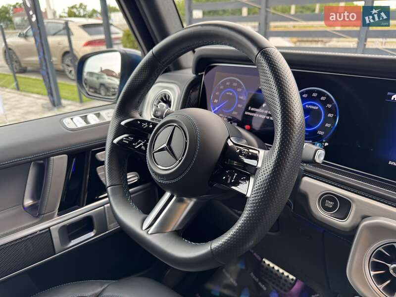 Mercedes-Benz G-Class 2024