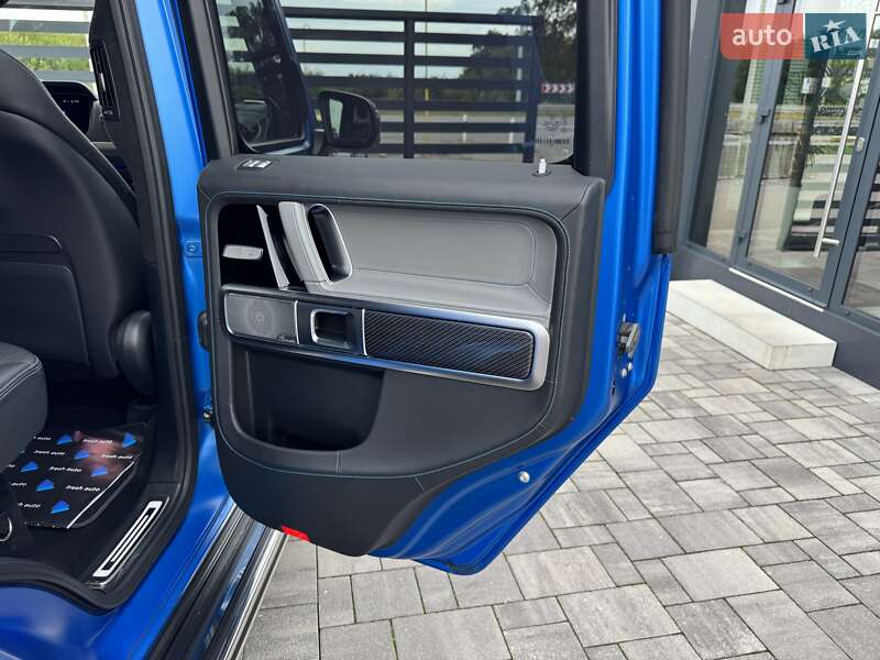 Mercedes-Benz G-Class 2024