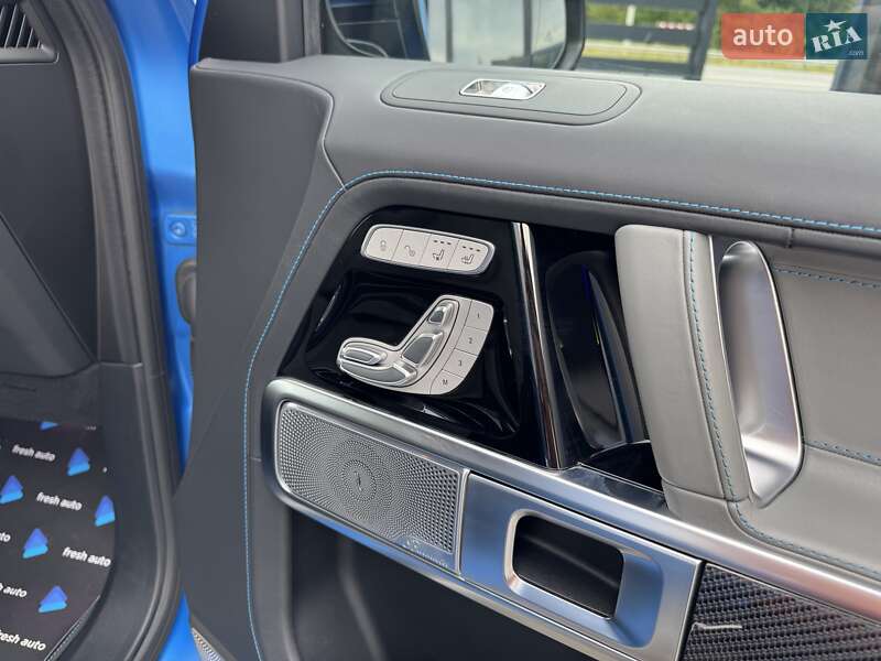 Mercedes-Benz G-Class 2024