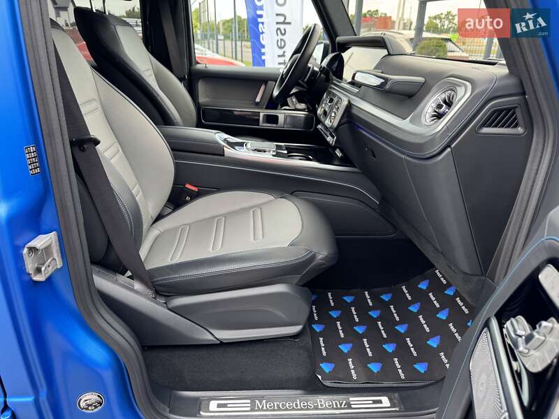 Mercedes-Benz G-Class 2024