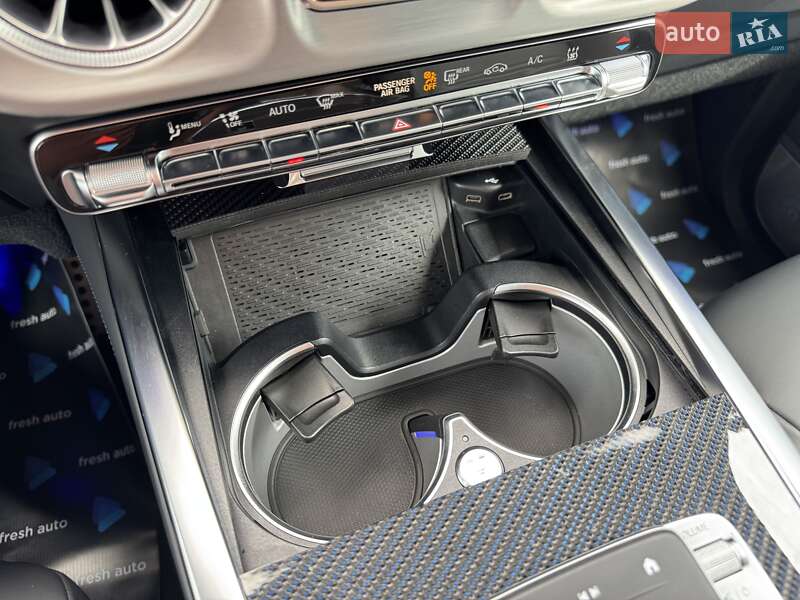 Mercedes-Benz G-Class 2024