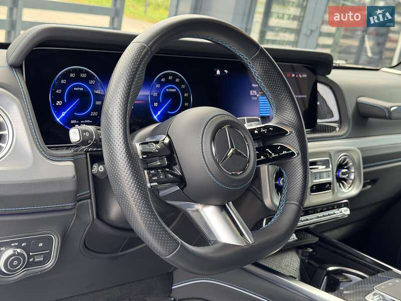 Mercedes-Benz G-Class 2024