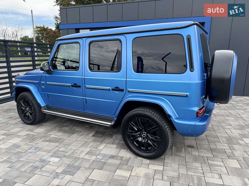 Mercedes-Benz G-Class 2024
