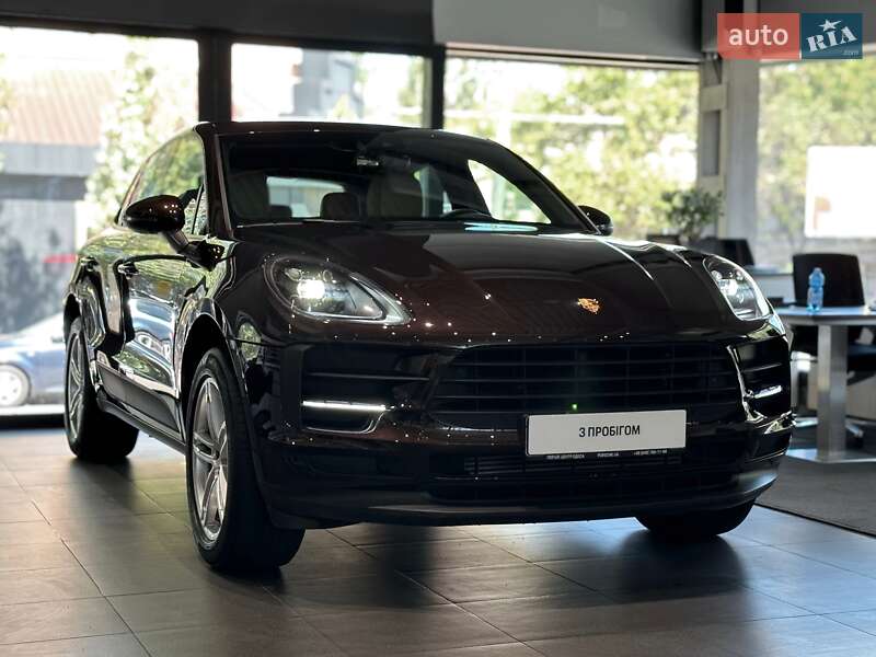 Porsche Macan 2021