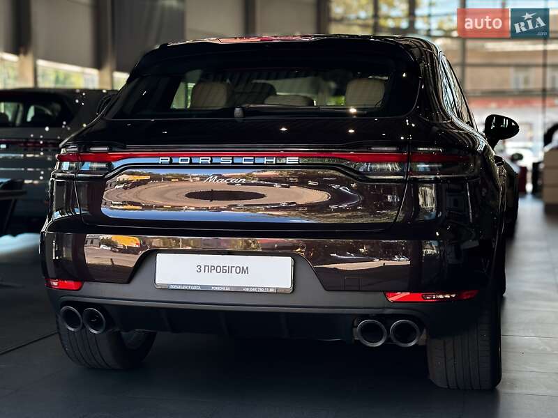 Porsche Macan 2021