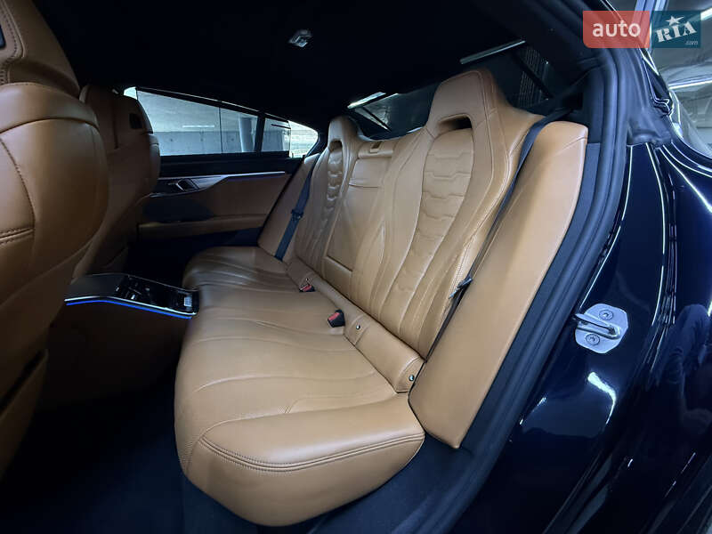 BMW 8 Series Gran Coupe 2021