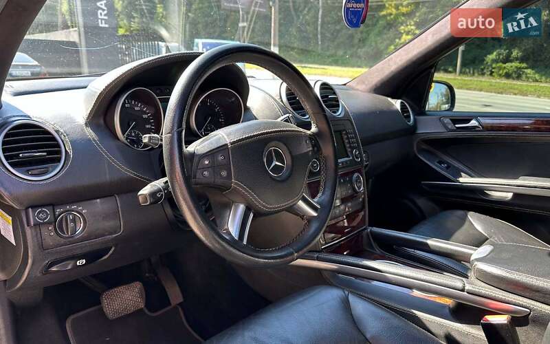 Mercedes-Benz M-Class 2008