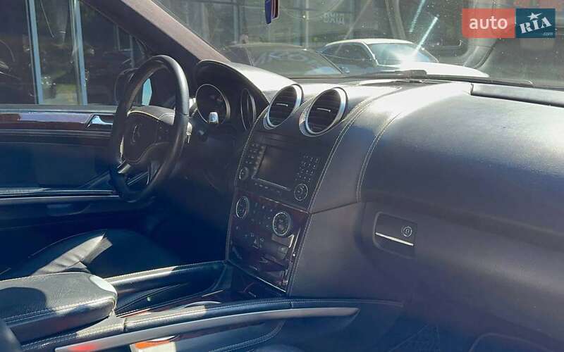 Mercedes-Benz M-Class 2008