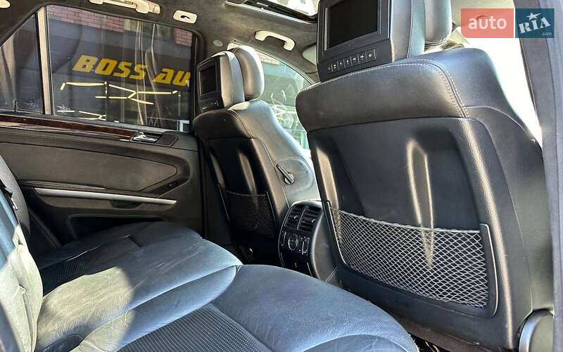 Mercedes-Benz M-Class 2008