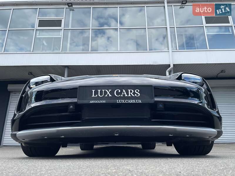 Porsche Taycan Cross Turismo 2023