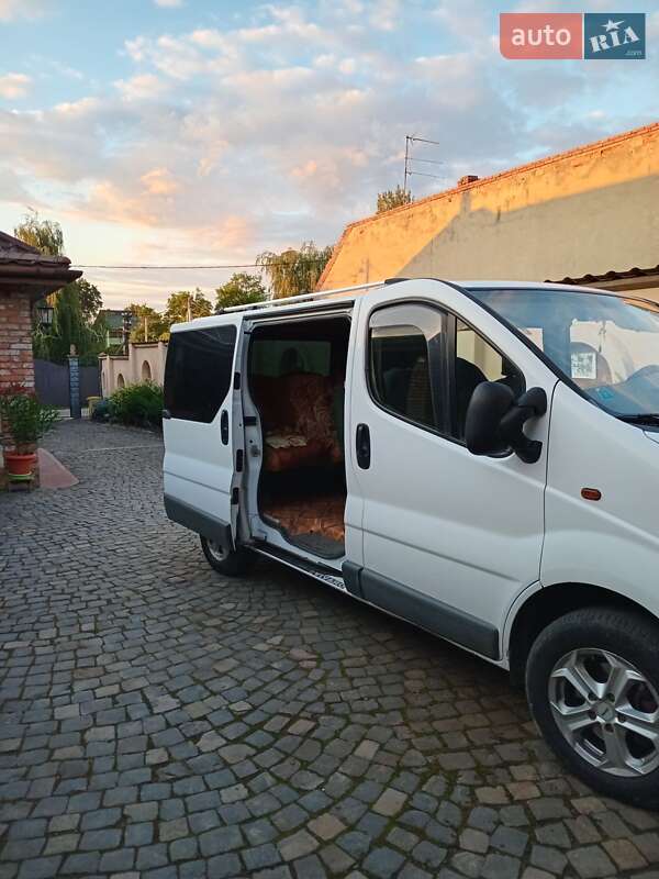 Opel Vivaro 2007