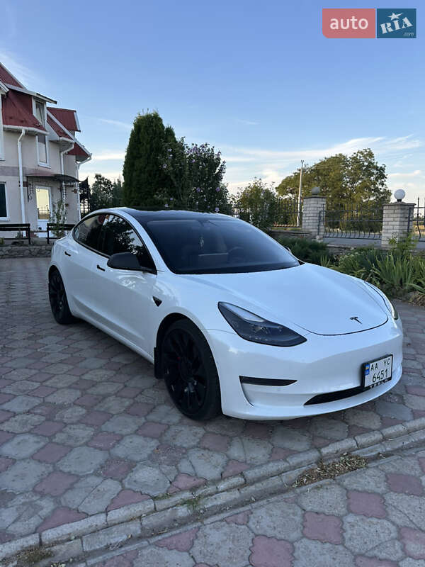 Tesla Model 3 2021