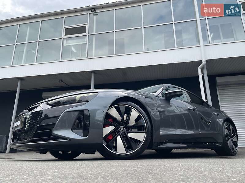 Audi RS e-tron GT 2022