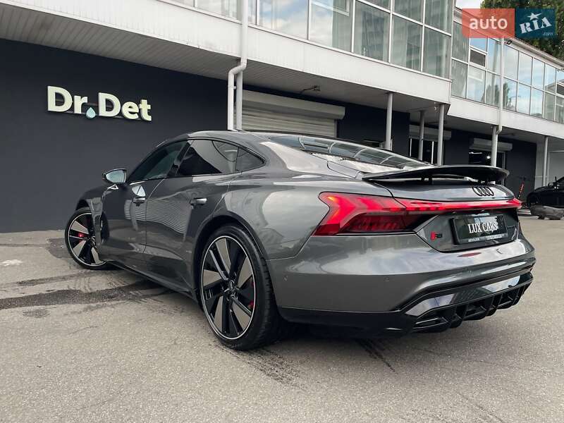 Audi RS e-tron GT 2022