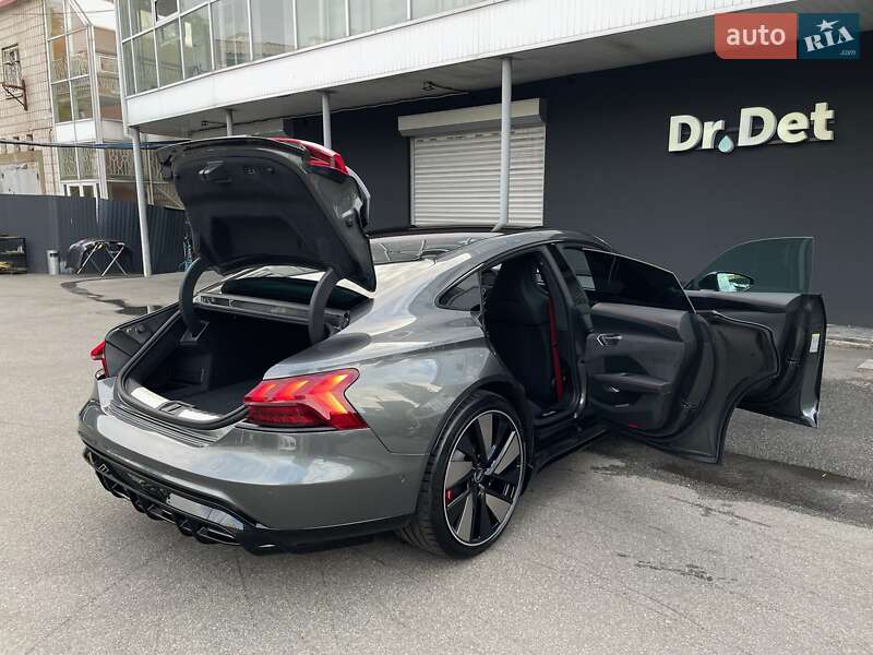 Audi RS e-tron GT 2022