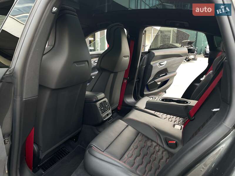 Audi RS e-tron GT 2022