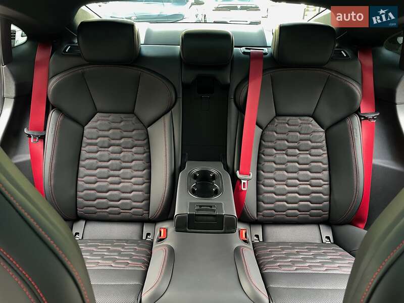 Audi RS e-tron GT 2022