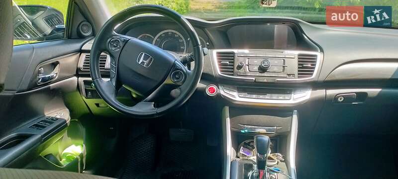 Honda Accord 2015