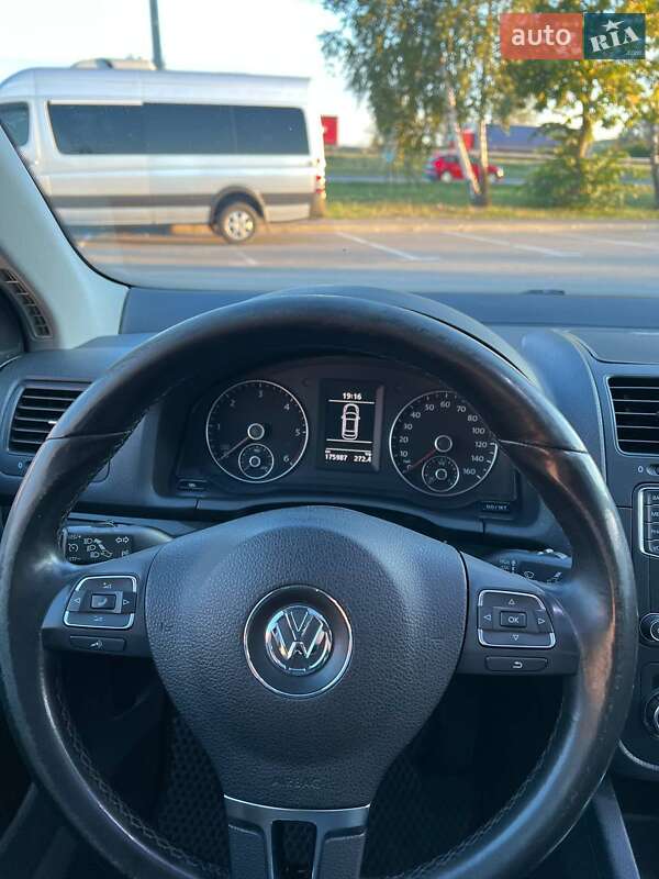 Volkswagen Jetta 2010