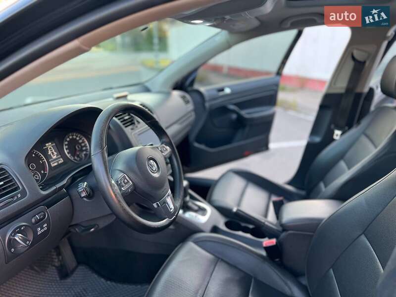 Volkswagen Jetta 2010