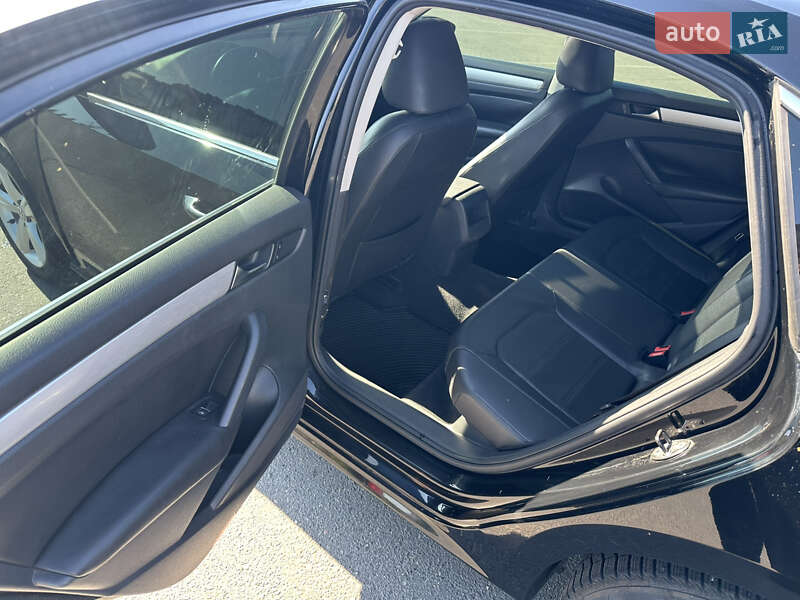 Volkswagen Passat 2012