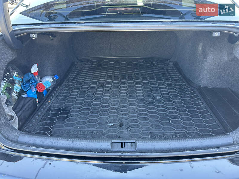 Volkswagen Passat 2012