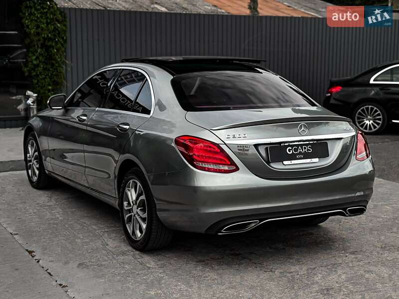 Mercedes-Benz-3