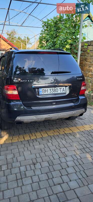 Mercedes-Benz M-Class 2007