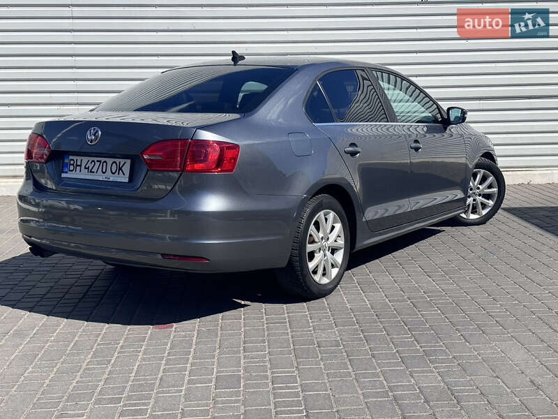 Volkswagen Jetta 2013