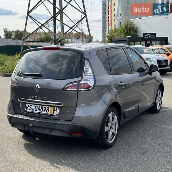 Renault Scenic 2012
