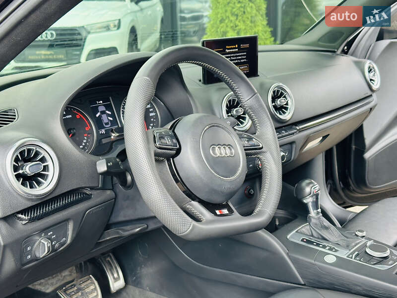 Audi-3